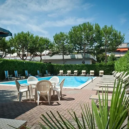 Hotel Antony 3*