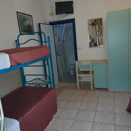 Antony Hotel 3*