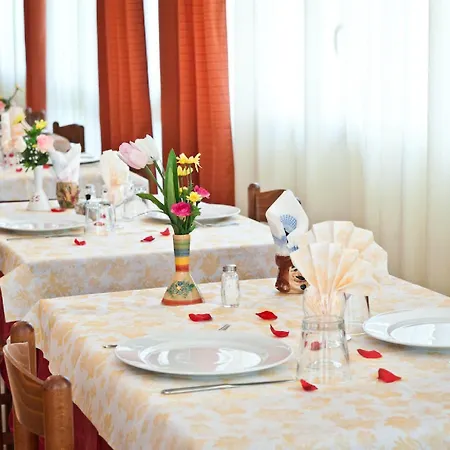 Antony 3* Cervia